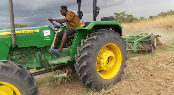 John Deere and Opportunity International Announce Competition for Digital Solutions to Farming